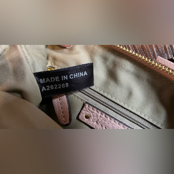 NWOT G.I.L.I. Leather Tassel Pouch. Blush pink. - Picture 9 of 11